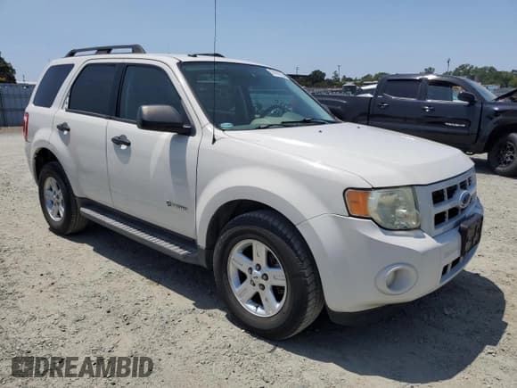 ✅ 2009 Ford Escape Hybrid • VIN: 1FMCU49359KA25561 • Lot: 59199755. Listed on Copart with 100,258 mi. Free auction sales archive from the USA and detailed vehicle history report at DreamBid. Image 4.