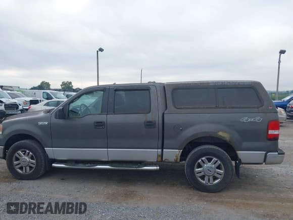 ✅ 2008 Ford F-150 XLT • VIN: 1FTPW14508FA76397 • Lot: 42676946. Wystawiony na IAAI z przebiegiem 181 573 mil. Bezpłatny archiwum sprzedaży aukcyjnych z USA i szczegółowy raport historii pojazdu na DreamBid. Zdjęcie 6.