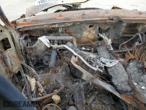 2004 Chevrolet Blazer LS z VIN 1GNDT13X64K109832, wystawiony jako Copart lot #77421904 z przebiegiem Nie podano mil oraz Nie do naprawy • Non repairable. Historia ofert i sprzedaży dostępna na DreamBid. Obrazek 8.