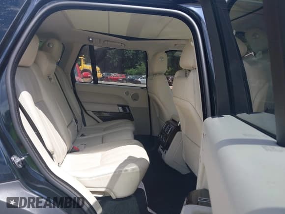 ✅ 2015 Land Rover Range Rover Supercharged • VIN: SALGS2TF1FA219503 • Lot: 42580352. Listed on IAAI with 104,534 mi. Free auction sales archive from the USA and detailed vehicle history report at DreamBid. Image 8.