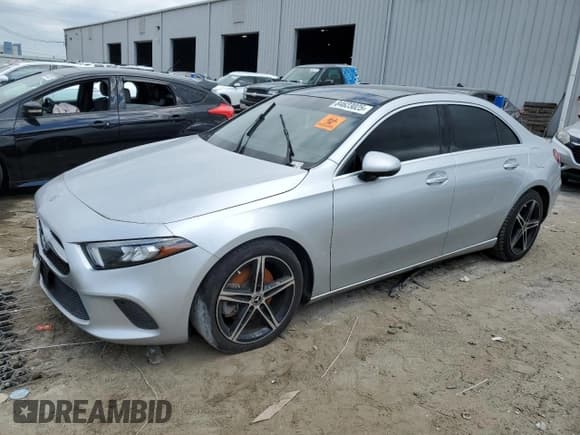 ✅ 2021 Mercedes-Benz A 220 • VIN: W1K3G4EB5MJ291000 • Лот: 84623025. Опубликован ранее на Copart с пробегом Не указан. Бесплатный доступ к архиву аукционных продаж из США и подробный отчёт об истории автомобиля на DreamBid. Изображение 1.