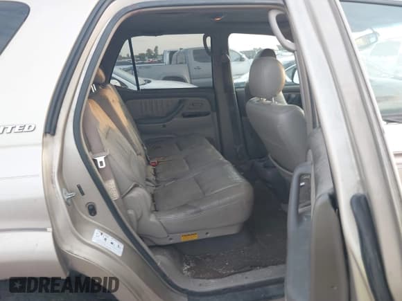 ✅ 2005 Toyota Sequoia Limited • VIN: 5TDZT38A95S252430 • Лот: 43387218. Опубликован ранее на IAAI с пробегом 161 113 миль. Бесплатный доступ к архиву аукционных продаж из США и подробный отчёт об истории автомобиля на DreamBid. Изображение 8.