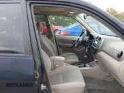 ✅ 2002 Toyota RAV4 • VIN: JTEHH20V126031966 • Lot: 43119066. Wystawiony na IAAI z przebiegiem 233 508 mil. Bezpłatny archiwum sprzedaży aukcyjnych z USA i szczegółowy raport historii pojazdu na DreamBid. Zdjęcie 5.