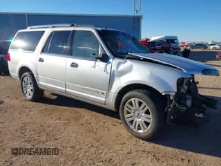 ✅ 2011 Lincoln Navigator • VIN: 5LMJJ3H51BEJ05924 • Lot: 43469338. Wystawiony na IAAI z przebiegiem Nie podano. Bezpłatny archiwum sprzedaży aukcyjnych z USA i szczegółowy raport historii pojazdu na DreamBid. Zdjęcie 1.