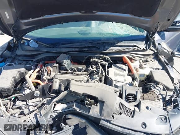 ✅ 2022 Honda Insight Touring • VIN: 19XZE4F92NE002174 • Lot: 43515550. Listed on IAAI with 9,677 mi. Free auction sales archive from the USA and detailed vehicle history report at DreamBid. Image 10.