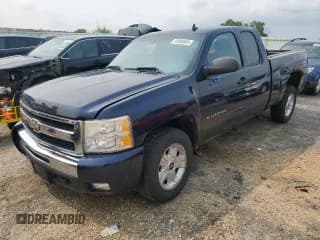 ✅ 2010 Chevrolet Silverado 1500 LT • VIN: 1GCSKSE36AZ211556 • Lot: 63698804. Listed on Copart with 137,529 mi. Free auction sales archive from the USA and detailed vehicle history report at DreamBid. Image 1.