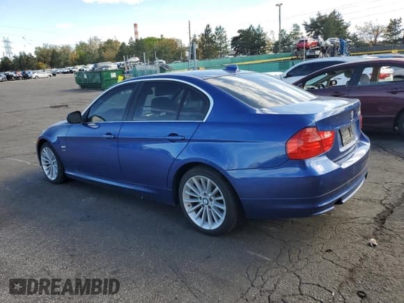 ✅ 2010 BMW 3 Series 335i xDrive • VIN: WBAPL3C52AA407891 • Lot: 86256965. Listed on Copart with 165,787 mi. Free auction sales archive from the USA and detailed vehicle history report at DreamBid. Image 2.