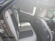 ✅ 2018 Chevrolet Bolt EV LT • VIN: 1G1FW6S02J4115016 • Lot: 67569174. Wystawiony na Copart z przebiegiem 20 171 mil. Bezpłatny archiwum sprzedaży aukcyjnych z USA i szczegółowy raport historii pojazdu na DreamBid. Zdjęcie 10.