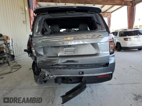 ✅ 2021 Chevrolet Suburban LT • VIN: 1GNSCCKD5MR295333 • Лот: 52556425. Опубликован ранее на Copart с пробегом 100 262 миль. Бесплатный доступ к архиву аукционных продаж из США и подробный отчёт об истории автомобиля на DreamBid. Изображение 6.