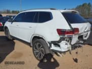 ✅ 2021 Volkswagen Atlas SEL Premium • VIN: 1V2TR2CA8MC562198 • Lot: 41853528. Wystawiony na IAAI z przebiegiem 57 413 mil. Bezpłatny archiwum sprzedaży aukcyjnych z USA i szczegółowy raport historii pojazdu na DreamBid. Zdjęcie 3.