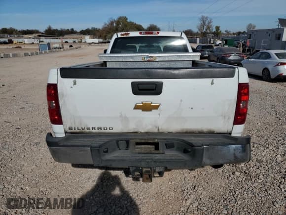 ✅ 2012 Chevrolet Silverado 2500HD Work Truck • VIN: 1GC1CVCG9CF172465 • Lot: 93243875. Wystawiony na Copart z przebiegiem 230 297 mil. Bezpłatny archiwum sprzedaży aukcyjnych z USA i szczegółowy raport historii pojazdu na DreamBid. Zdjęcie 6.