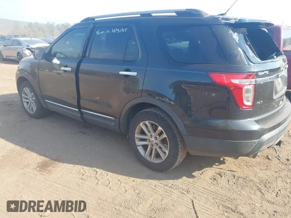 ✅ 2015 Ford Explorer XLT • VIN: 1FM5K7D82FGB72986 • Лот: 43758902. Опубликован ранее на IAAI с пробегом 210 343 миль. Бесплатный доступ к архиву аукционных продаж из США и подробный отчёт об истории автомобиля на DreamBid. Изображение 3.