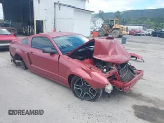✅ 2007 Ford Mustang GT Deluxe • VIN: 1ZVHT82H575200488 • Lot: 43074123. Listed on IAAI with 93,706 mi. Free auction sales archive from the USA and detailed vehicle history report at DreamBid. Image 1.
