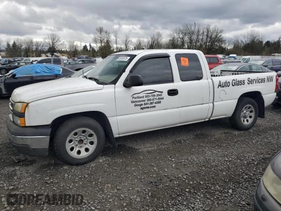 ✅ 2006 Chevrolet Silverado 1500 LT1 • VIN: 1GCEC19T76Z146884 • Лот: 46952675. Опубликован ранее на Copart с пробегом Не указан. Бесплатный доступ к архиву аукционных продаж из США и подробный отчёт об истории автомобиля на DreamBid. Изображение 1.
