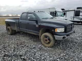 2003 Dodge 3500 ST z VIN 3D7MU48C63G862737, wystawiony jako Copart lot #50154775 z przebiegiem Nie podano mil oraz Szkoda całkowita • Salvage title. Historia ofert i sprzedaży dostępna na DreamBid. Obrazek 4.