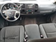 ✅ 2007 GMC Sierra 1500 SLT • VIN: 2GTEC13J771732910 • Лот: 89670855. Опубликован ранее на Copart с пробегом 312 564 миль. Бесплатный доступ к архиву аукционных продаж из США и подробный отчёт об истории автомобиля на DreamBid. Изображение 8.