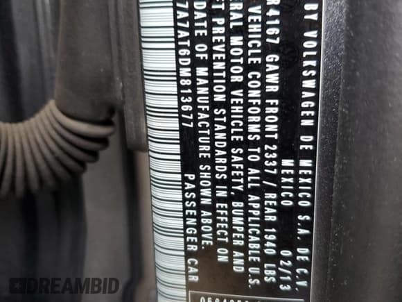 ✅ 2013 Volkswagen Beetle 2.0T w/Sound/Nav • VIN: 3VW7A7AT6DM813677 • Лот: 82785634. Опубликован ранее на Copart с пробегом 88 422 миль. Бесплатный доступ к архиву аукционных продаж из США и подробный отчёт об истории автомобиля на DreamBid. Изображение 14.