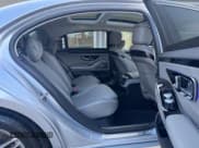 ✅ 2022 Mercedes-Benz S 580 • VIN: W1K6G7GB5NA078108 • Лот: 55155915. Опубликован ранее на Copart с пробегом 63 591 миль. Бесплатный доступ к архиву аукционных продаж из США и подробный отчёт об истории автомобиля на DreamBid. Изображение 6.