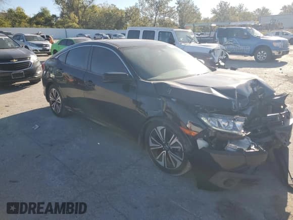 ✅ 2018 Honda Civic EX-T • VIN: JHMFC1F35JX001516 • Лот: 89520575. Опубликован ранее на Copart с пробегом 155 923 миль. Бесплатный доступ к архиву аукционных продаж из США и подробный отчёт об истории автомобиля на DreamBid. Изображение 4.