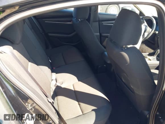 ✅ 2019 Mazda 3 • VIN: JM1BPABL9K1109488 • Lot: 42222916. Listed on IAAI with 65,688 mi. Free auction sales archive from the USA and detailed vehicle history report at DreamBid. Image 8.