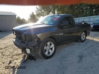 2015 Ram 1500 Express z VIN 3C6JR6AT8FG698701, wystawiony jako Copart lot #86514225 z przebiegiem 116 779 mil mil oraz Szkoda całkowita • Salvage title. Historia ofert i sprzedaży dostępna na DreamBid. Obrazek 1.