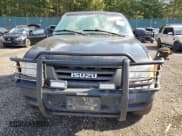 ✅ 1998 Isuzu Hombre XS • VIN: 1GGDT19X8W8653084 • Lot: 48073445. Wystawiony na Copart z przebiegiem Nie podano. Bezpłatny archiwum sprzedaży aukcyjnych z USA i szczegółowy raport historii pojazdu na DreamBid. Zdjęcie 5.