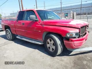 ✅ 1998 Dodge 1500 • VIN: 3B7HC13Y6WG160003 • Lot: 42672607. Wystawiony na IAAI z przebiegiem 165 050 mil. Bezpłatny archiwum sprzedaży aukcyjnych z USA i szczegółowy raport historii pojazdu na DreamBid. Zdjęcie 1.
