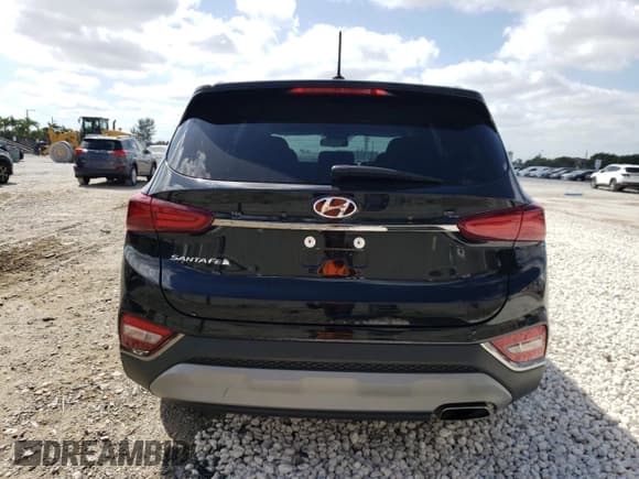 ✅ 2019 Hyundai Santa Fe SE • VIN: 5NMS23AD5KH119252 • Lot: 46450944. Wystawiony na Copart z przebiegiem 31 630 mil. Bezpłatny archiwum sprzedaży aukcyjnych z USA i szczegółowy raport historii pojazdu na DreamBid. Zdjęcie 6.
