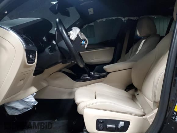 ✅ 2019 BMW X4 xDrive30i • VIN: 5UXUJ3C50KLG51834 • Lot: 86010284. Listed on Copart with Not provided. Free auction sales archive from the USA and detailed vehicle history report at DreamBid. Image 7.