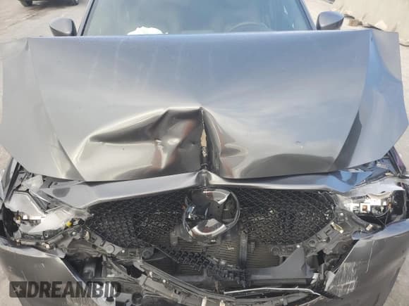 ✅ 2019 Mazda CX-5 Signature • VIN: JM3KFBEY1K0561402 • Lot: 87389335. Wystawiony na Copart z przebiegiem 77 190 mil. Bezpłatny archiwum sprzedaży aukcyjnych z USA i szczegółowy raport historii pojazdu na DreamBid. Zdjęcie 12.