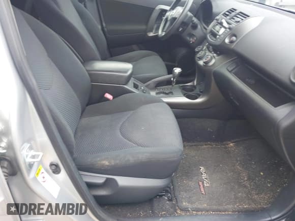 ✅ 2011 Toyota RAV4 Sport • VIN: JTMRK4DV1B5104114 • Lot: 42638131. Listed on IAAI with 190,310 mi. Free auction sales archive from the USA and detailed vehicle history report at DreamBid. Image 5.