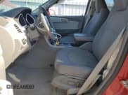 ✅ 2012 Chevrolet Traverse 1LT • VIN: 1GNKVGED4CJ334262 • Lot: 89464385. Wystawiony na Copart z przebiegiem 164 213 mil. Bezpłatny archiwum sprzedaży aukcyjnych z USA i szczegółowy raport historii pojazdu na DreamBid. Zdjęcie 7.