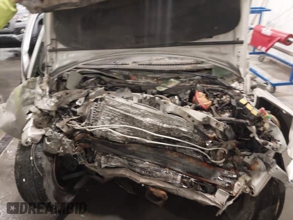 ✅ 2004 Ford Escape Limited • VIN: 1FMCU94124KA41048 • Lot: 42041293. Listed on IAAI with Not provided. Free auction sales archive from the USA and detailed vehicle history report at DreamBid. Image 10.