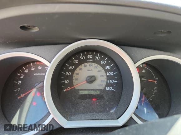 ✅ 2009 Toyota Tacoma • VIN: 5TETX22N79Z631726 • Lot: 86857835. Listed on Copart with 86,092 mi. Free auction sales archive from the USA and detailed vehicle history report at DreamBid. Image 9.