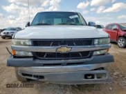 ✅ 2001 Chevrolet Silverado 2500HD LS • VIN: 1GCHK23U11F109606 • Lot: 66388275. Wystawiony na Copart z przebiegiem 189 342 mil. Bezpłatny archiwum sprzedaży aukcyjnych z USA i szczegółowy raport historii pojazdu na DreamBid. Zdjęcie 5.