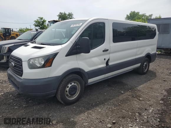✅ 2015 Ford Transit XL • VIN: 1FBZX2YM7FKA42480 • Лот: 58733785. Опубликован ранее на Copart с пробегом 70 145 миль. Бесплатный доступ к архиву аукционных продаж из США и подробный отчёт об истории автомобиля на DreamBid. Изображение 1.