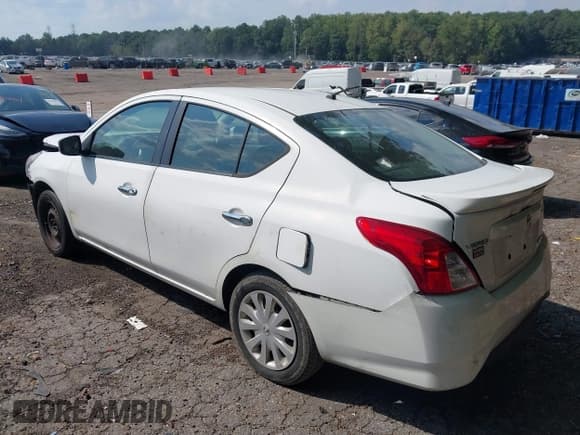 ✅ 2016 Nissan Versa SV • VIN: 3N1CN7AP2GL806232 • Lot: 43149815. Listed on IAAI with 167,438 mi. Free auction sales archive from the USA and detailed vehicle history report at DreamBid. Image 3.