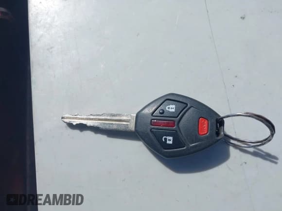 ✅ 2010 Mitsubishi Lancer GTS • VIN: JA32X8HW5AU004520 • Lot: 42910533. Wystawiony na IAAI z przebiegiem 171 373 mil. Bezpłatny archiwum sprzedaży aukcyjnych z USA i szczegółowy raport historii pojazdu na DreamBid. Zdjęcie 11.