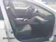 2023 Toyota Camry Hybrid LE z VIN 4T1H31AK4PU047742, wystawiony jako IAAI lot #42683858 z przebiegiem 19 619 mil mil oraz . Historia ofert i sprzedaży dostępna na DreamBid. Obrazek 5.