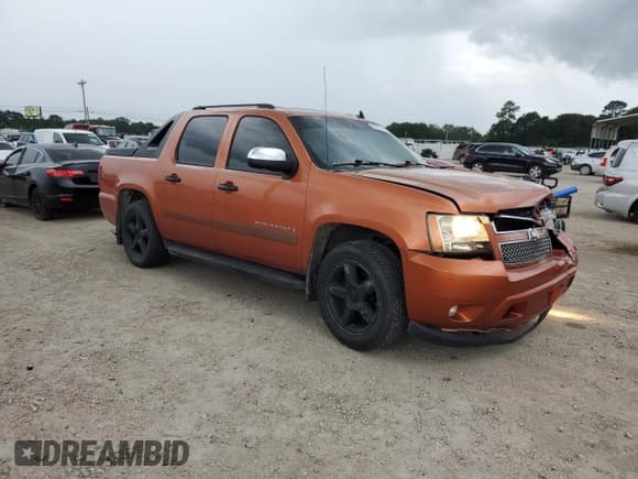 ✅ 2008 Chevrolet Avalanche 2LT • VIN: 3GNEC12038G277370 • Lot: 69767845. Wystawiony na Copart z przebiegiem 307 347 mil. Bezpłatny archiwum sprzedaży aukcyjnych z USA i szczegółowy raport historii pojazdu na DreamBid. Zdjęcie 4.