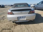 ✅ 2005 Honda S2000 • VIN: JHMAP21415S001861 • Lot: 83202384. Wystawiony na Copart z przebiegiem 110 551 mil. Bezpłatny archiwum sprzedaży aukcyjnych z USA i szczegółowy raport historii pojazdu na DreamBid. Zdjęcie 6.