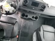 ✅ 2020 Freightliner Sprinter • VIN: W2Y5ECHY1LT039085 • Lot: 49154725. Wystawiony na Copart z przebiegiem Nie podano. Bezpłatny archiwum sprzedaży aukcyjnych z USA i szczegółowy raport historii pojazdu na DreamBid. Zdjęcie 8.