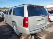 ✅ 2007 Chevrolet Suburban LT • VIN: 3GNFC16J27G294120 • Lot: 43577566. Listed on IAAI with 169,175 mi. Free auction sales archive from the USA and detailed vehicle history report at DreamBid. Image 3.