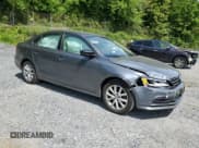 ✅ 2015 Volkswagen Jetta SE • VIN: 3VWD17AJ1FM245438 • Lot: 58515485. Listed on Copart with 117,796 mi. Free auction sales archive from the USA and detailed vehicle history report at DreamBid. Image 4.