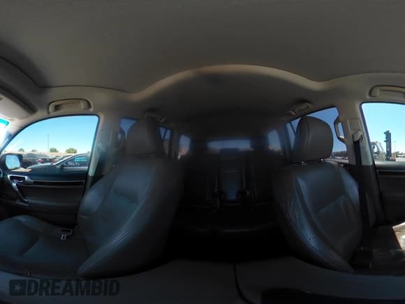 ✅ 2011 Lexus GX 460 • VIN: JTJBM7FXXB5026389 • Lot: 42860971. Wystawiony na IAAI z przebiegiem 272 432 mil. Bezpłatny archiwum sprzedaży aukcyjnych z USA i szczegółowy raport historii pojazdu na DreamBid. Zdjęcie 23.