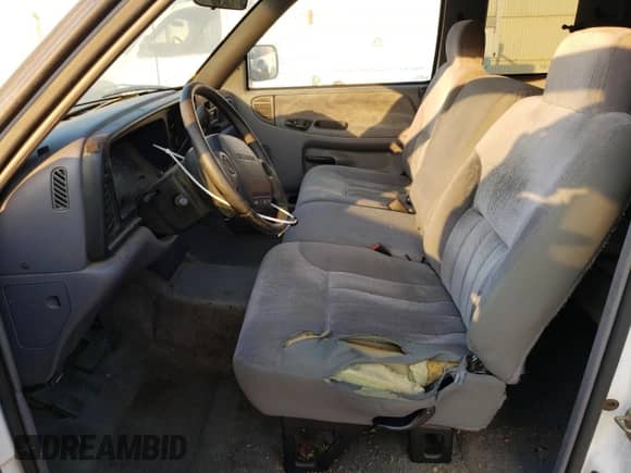 1997 Dodge 1500 с VIN 3B7HC13Z8VG716707, выставлен на аукционе Copart как лот 79779974 с пробегом 248 974 миль миль и Чистый • Clean title. История ставок и продаж доступна на DreamBid. Изображение 7.