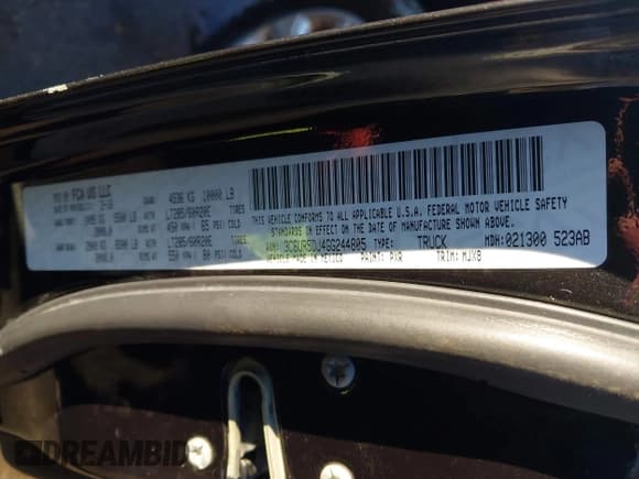 ✅ 2016 Ram 2500 SLT • VIN: 3C6UR5DJ4GG244805 • Lot: 43813913. Wystawiony na IAAI z przebiegiem 45 201 mil. Bezpłatny archiwum sprzedaży aukcyjnych z USA i szczegółowy raport historii pojazdu na DreamBid. Zdjęcie 9.