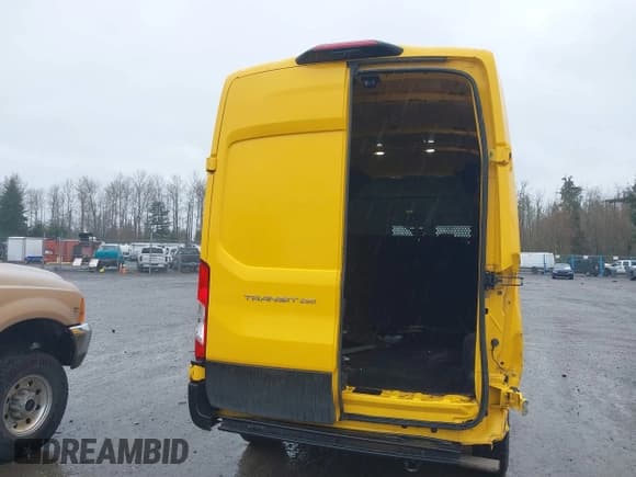 ✅ 2021 Ford Transit Cargo • VIN: 1FTBR1X81MKA25211 • Lot: 41870503. Listed on IAAI with 62,497 mi. Free auction sales archive from the USA and detailed vehicle history report at DreamBid. Image 19.