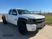 ✅ 2009 Chevrolet Silverado 1500 LT • VIN: 1GCEC29079Z177908 • Lot: 91870025. Wystawiony na Copart z przebiegiem 203 625 mil. Bezpłatny archiwum sprzedaży aukcyjnych z USA i szczegółowy raport historii pojazdu na DreamBid. Zdjęcie 1.
