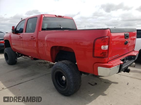 ✅ 2007 Chevrolet Silverado 2500HD LTZ • VIN: 1GCHK23667F548097 • Лот: 52038115. Опубликован ранее на Copart с пробегом Не указан. Бесплатный доступ к архиву аукционных продаж из США и подробный отчёт об истории автомобиля на DreamBid. Изображение 2.